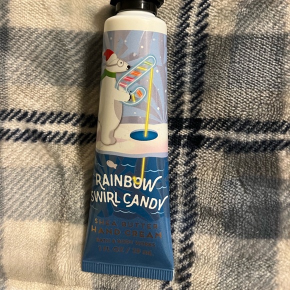 Bath & Body Works Rainbow Swirl Candy Hand Cream - Picture 1 of 2